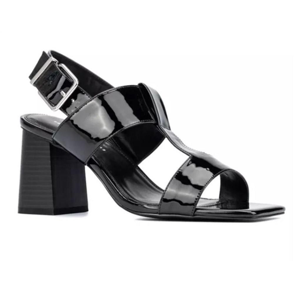 NWOT Fashion to Figure 10W Toni Wide Black Patent Leather Heels Sandals 126750